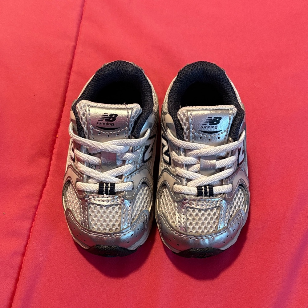 New Balance 530